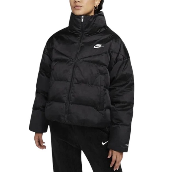 Nike | Women’s Black Therma Fit Synthetic Fill Puffer Coat Size XXL NWT - Picture 1 of 12